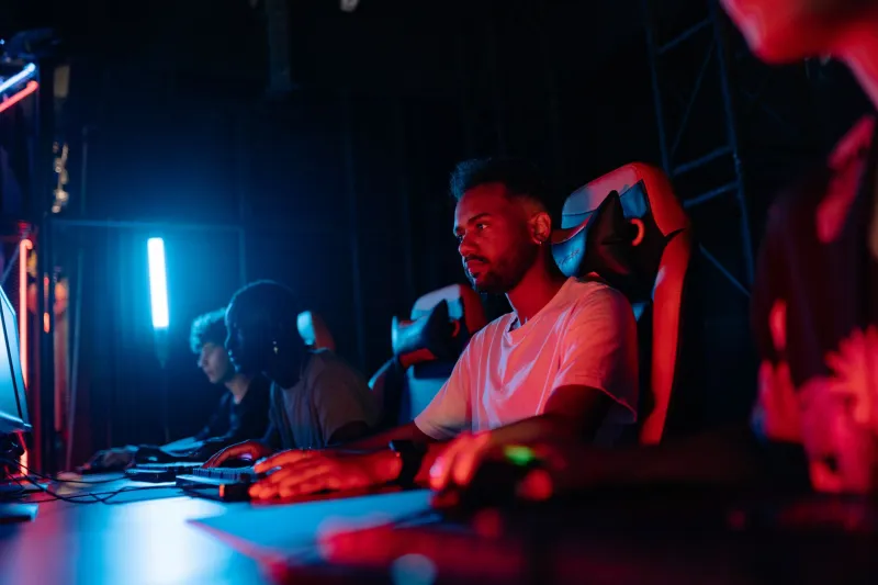 The Quiet Climb: Why Hitting Mute Is the Smartest Ranked Decision You're Not Making